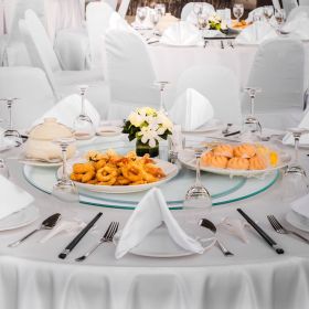 VEVOR 20 in Glass Lazy Susan Turntable, 360° Rotation Round Clear Tabletop Rotating Tray, Tempered Glass Dining Table Centerpiece